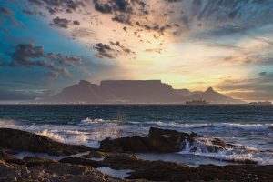 Read more about the article Winter Car Hire Deals Cape Town 2026 — Monthly Rentals From R4,080/mo